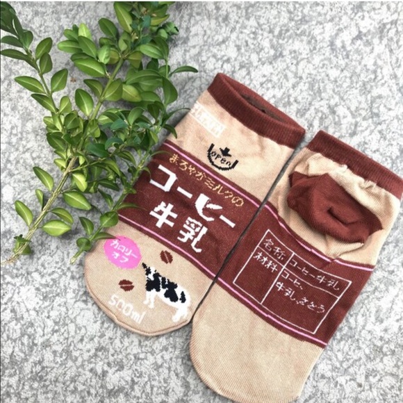 2 for $30! Women’s Harajuku Japanese ankle sock - Picture 4 of 7